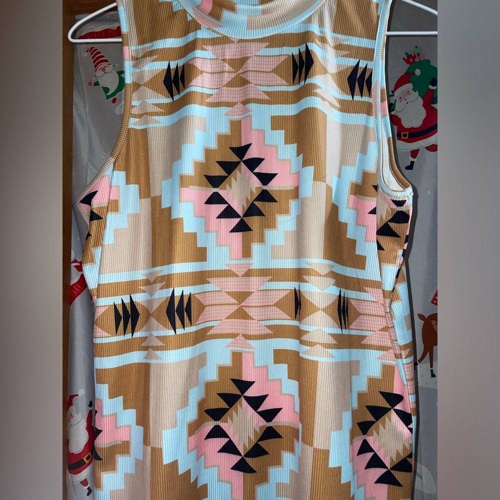 womens nwt large Geometric Pattern Sleeveless Top… - image 2